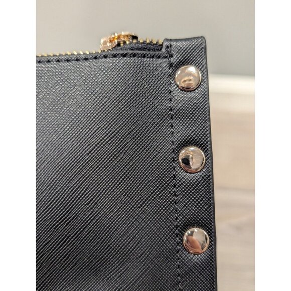 NEW White House Black Market Clutch Purse Handbag Black w Floral pattern Top Zip - Picture 3 of 16